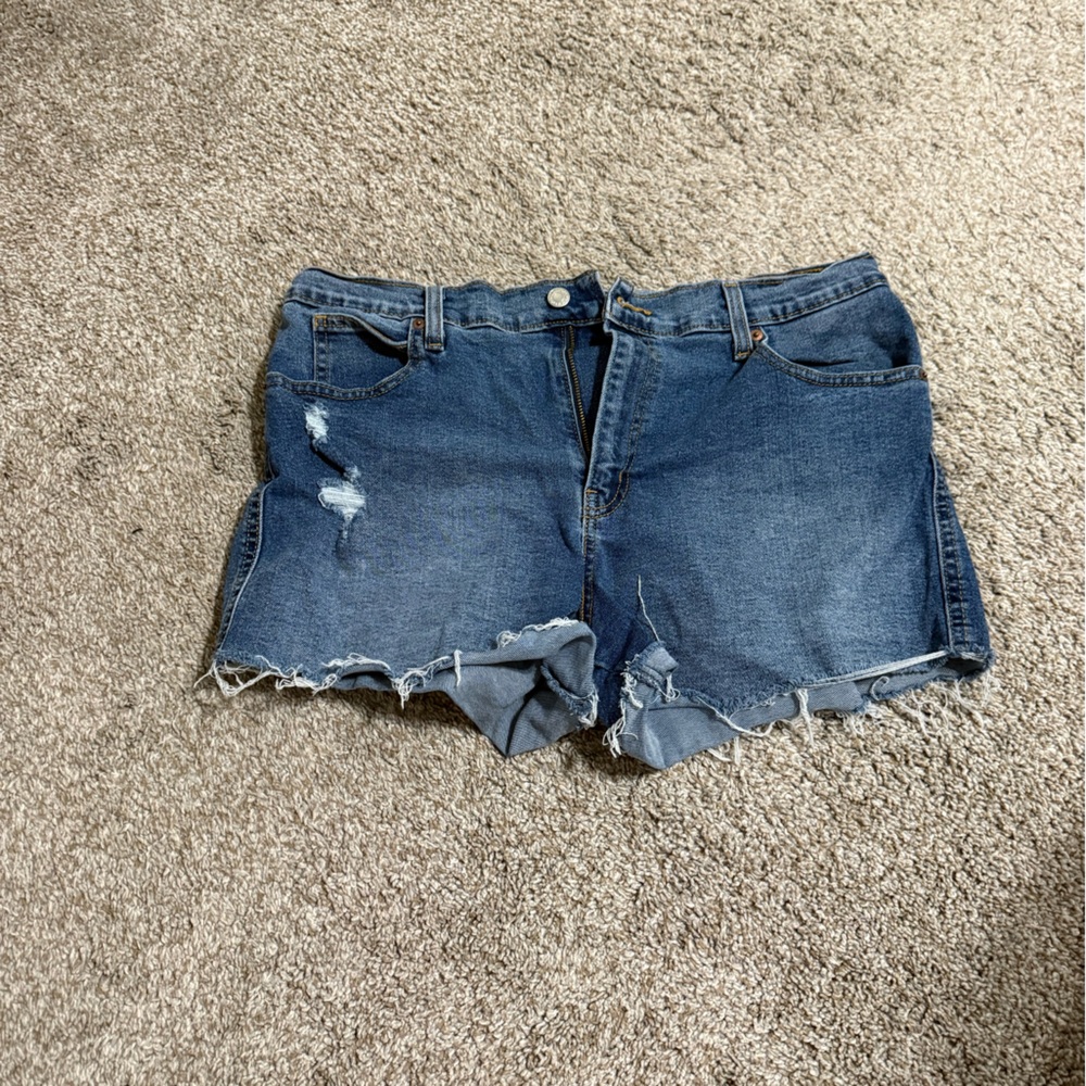 💙4 for $20💙 Levi's Blue Distressed Women's Shorts